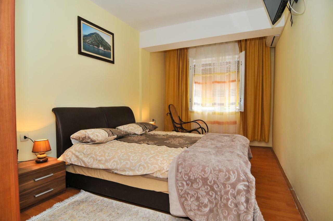 Apartment S&T Тиват Экстерьер фото